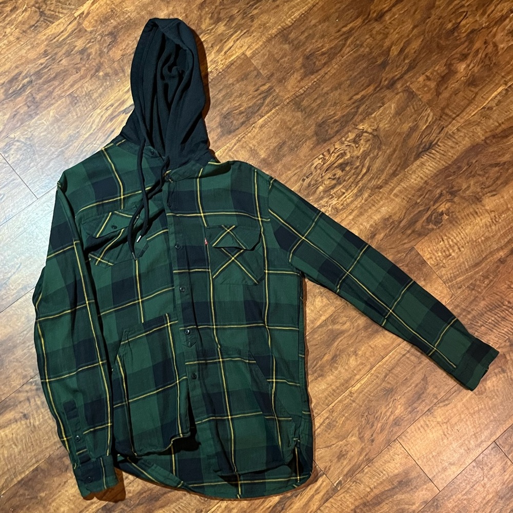 Levi’s Hooded flannel